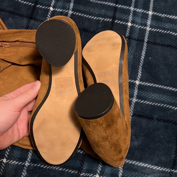 Knee High suede Boot Heels with peep toe - Picture 2 of 4